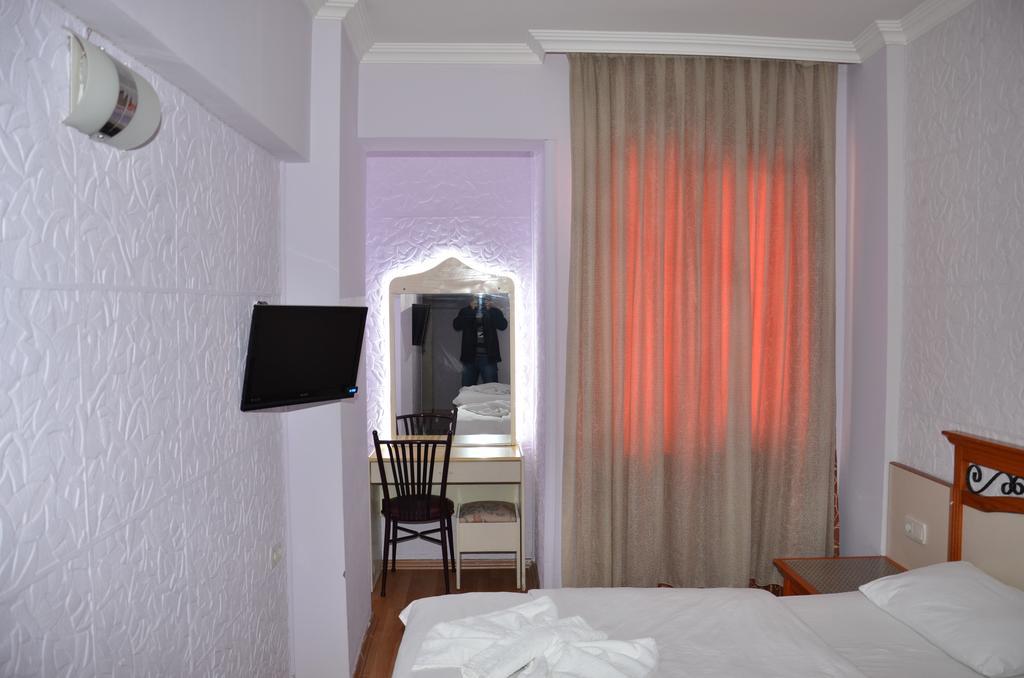 Ozturk Hotel Анталія Номер фото