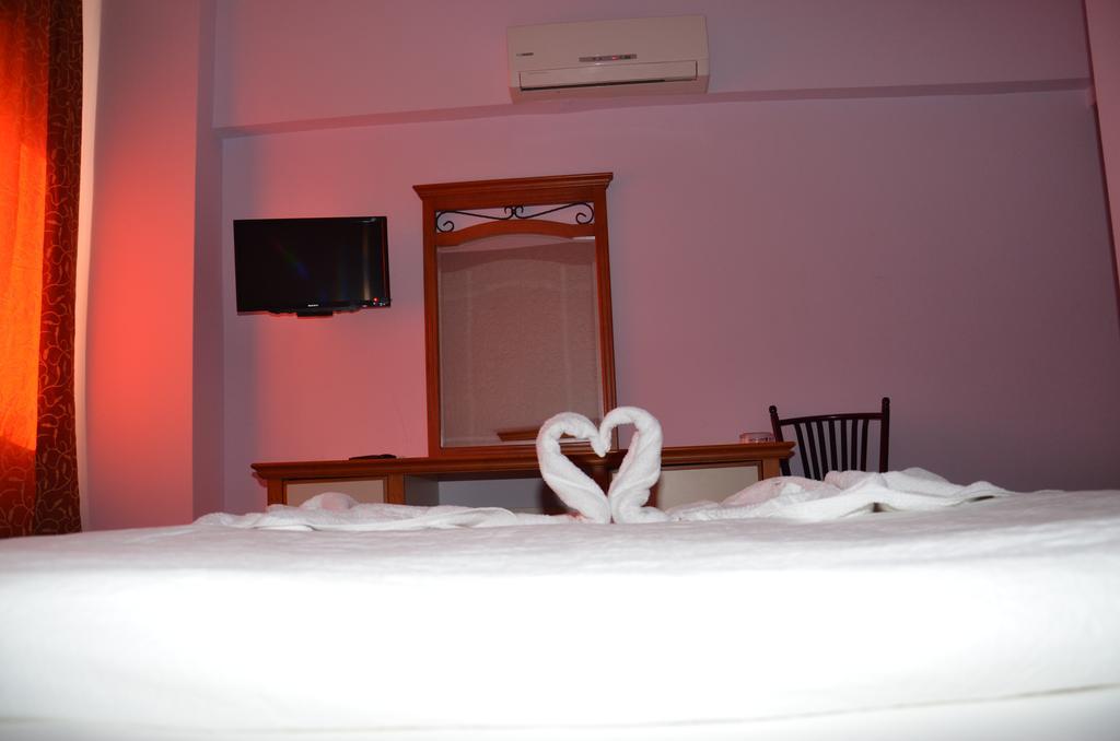 Ozturk Hotel Анталія Номер фото